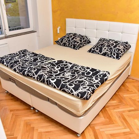 Goldi Apartman Banja Luka Exterior photo
